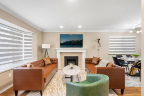 Spacious Family Retreat Central to YVR and Downtown